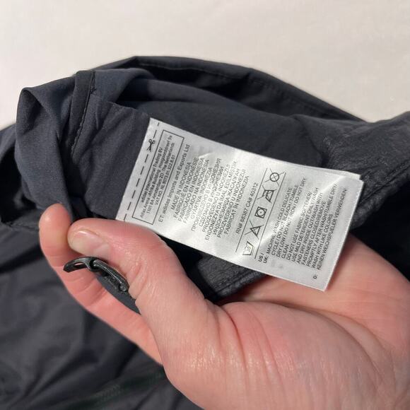 Adidas Terrex Agravic Vest Quantum Air in Black Women's size Large - Picture 4 of 10